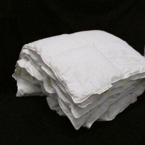 ROOM & BOARD Goose Down Queen Duvet Box Pleat 76 X 84
